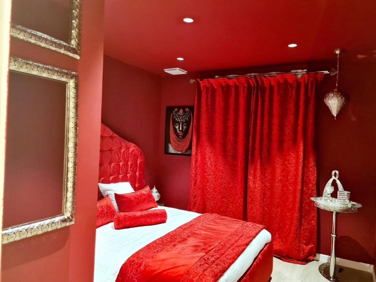 Magnifique villa de luxe au coeur de la garrigue Nîmes Extérieur photo